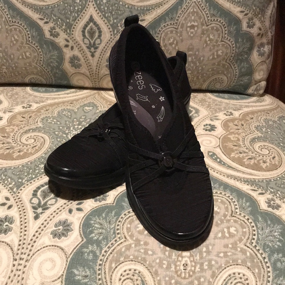 Bzees comfort slide on